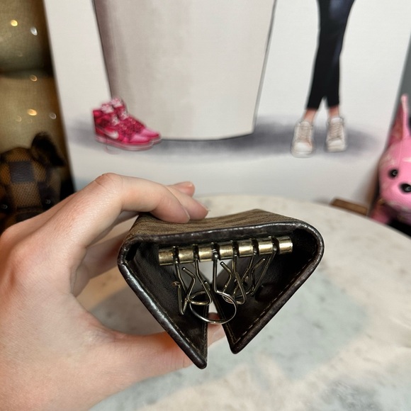 Gucci GG Canvas Britt Key Holder - Picture 11 of 12